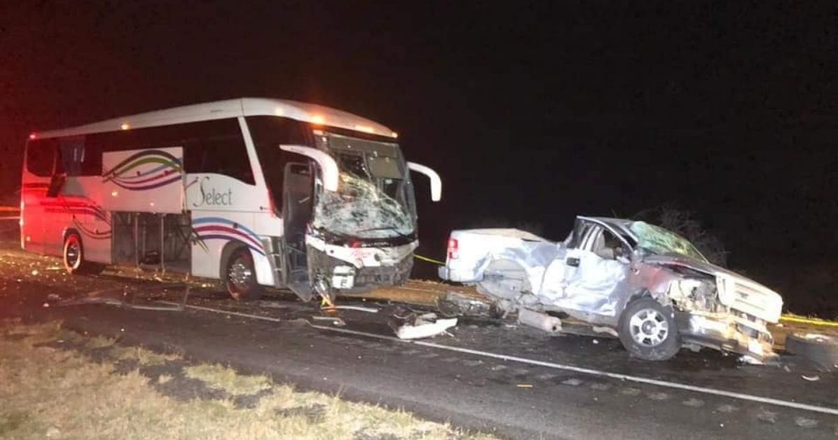 2 muertos tras choque sobre la carretera Zaragoza-Victoria