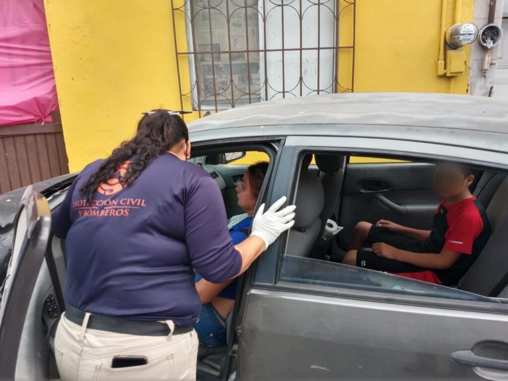 Una mujer mayor y un menor lesionados tras choque en Matamoros