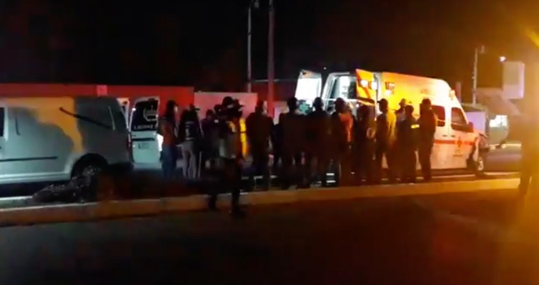 Paciente fallece tras chocar la ambulancia en la que iba en Tampico