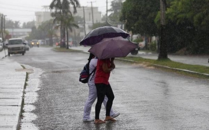 Autoridades vigilan posible ciclón frente a la costa de Tamaulipas