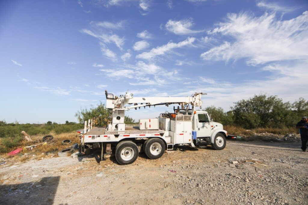 Llega drenaje y electrificación a dos colonias más en Nuevo Laredo