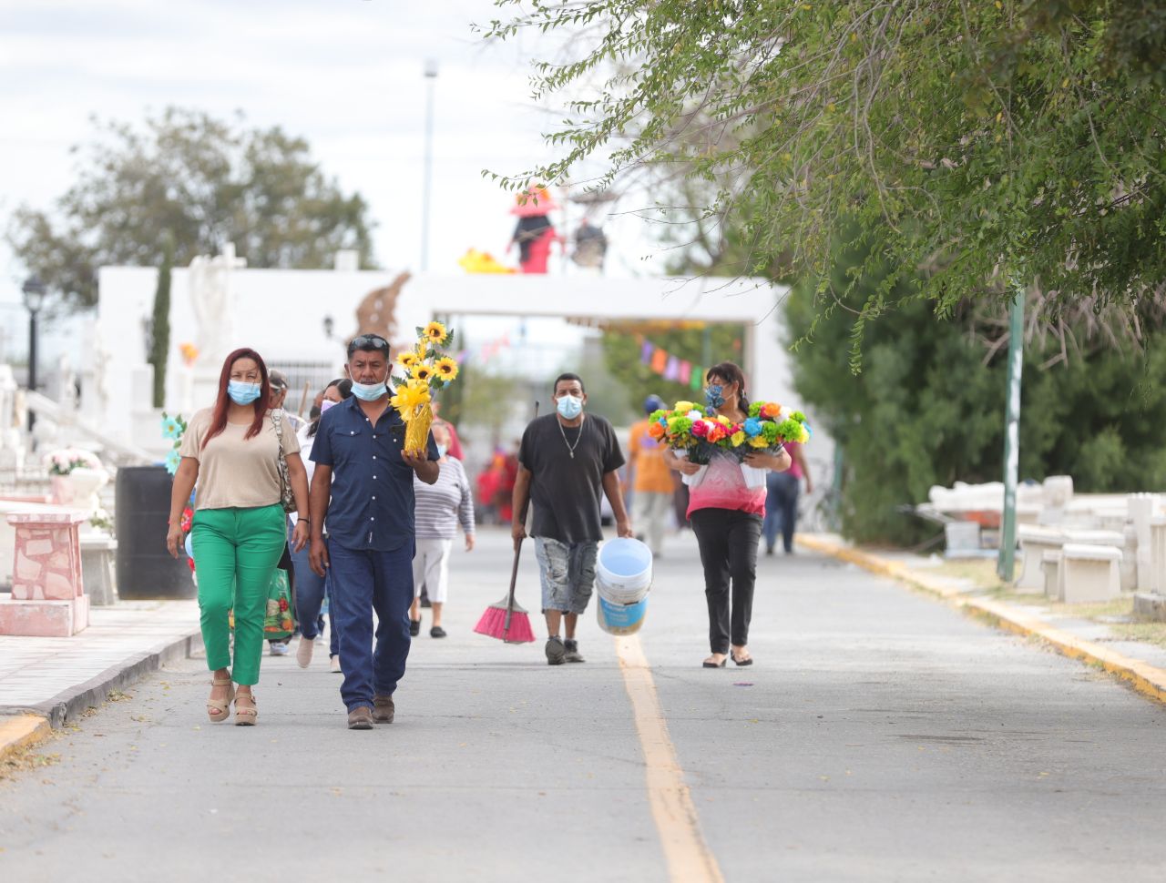 Realiza Gobierno de Nuevo Laredo operativo en los panteones por el Día de Muertos