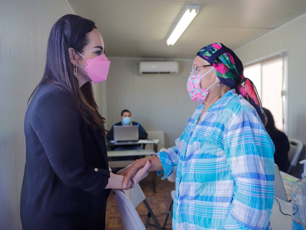 Vecinos de la colonia Guerrero en Nuevo Laredo aprovechan servicios de brigada médica