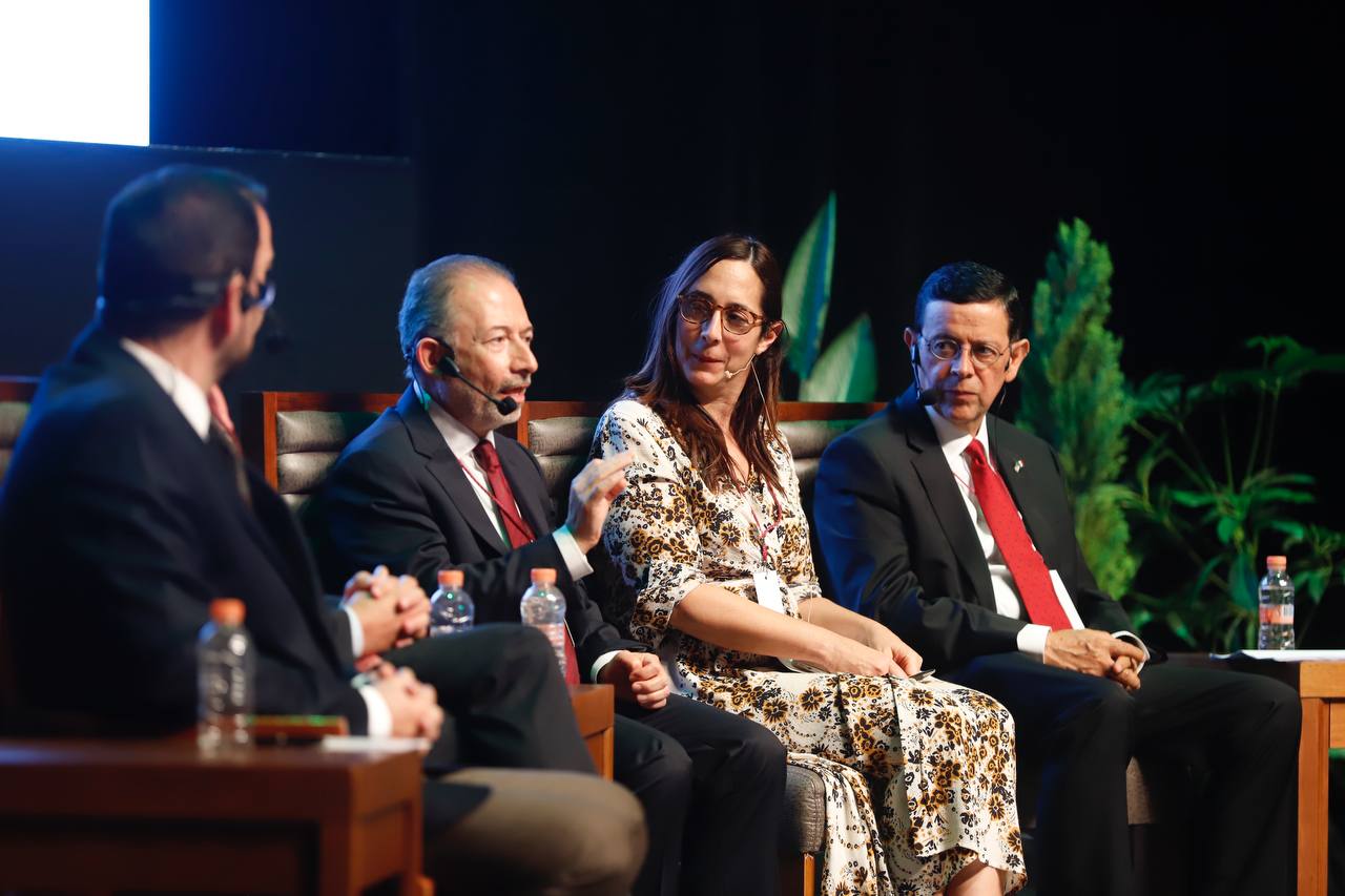 Resalta Foro Visión la competitividad de los dos Laredos