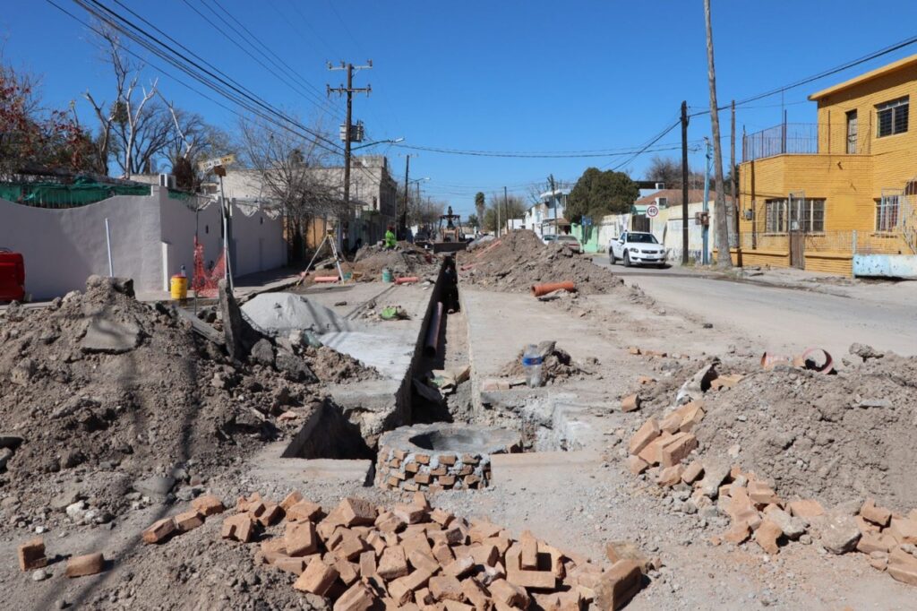 Presentan 40 por ciento de avance trabajos en el colector 15 de Septiembre en Nuevo Laredo