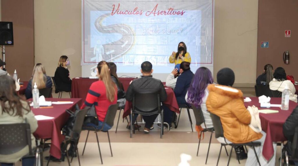 Brindan el taller “Comprendiendo el Autismo” para padres de familia de Nuevo Laredo