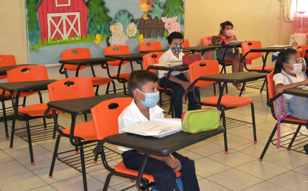 75 escuelas podrían regresar a clases presenciales en Ciudad Victoria