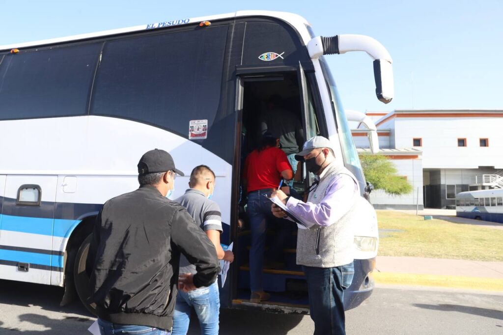 Realizan jornada de vacunación al sector maquilador en Nuevo Laredo