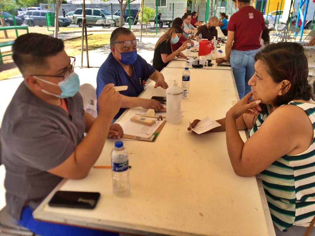 Realizan Brigada Médica Mixta en el parque Laguna Madre en Nuevo Laredo