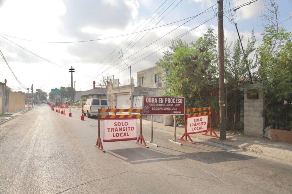 Cierran calles por rehabilitación de colectores pluviales en Nuevo Laredo