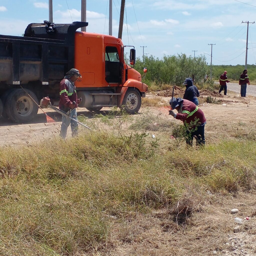 Gobierno de Nuevo Laredo brinda mantenimiento y limpieza a espacios públicos