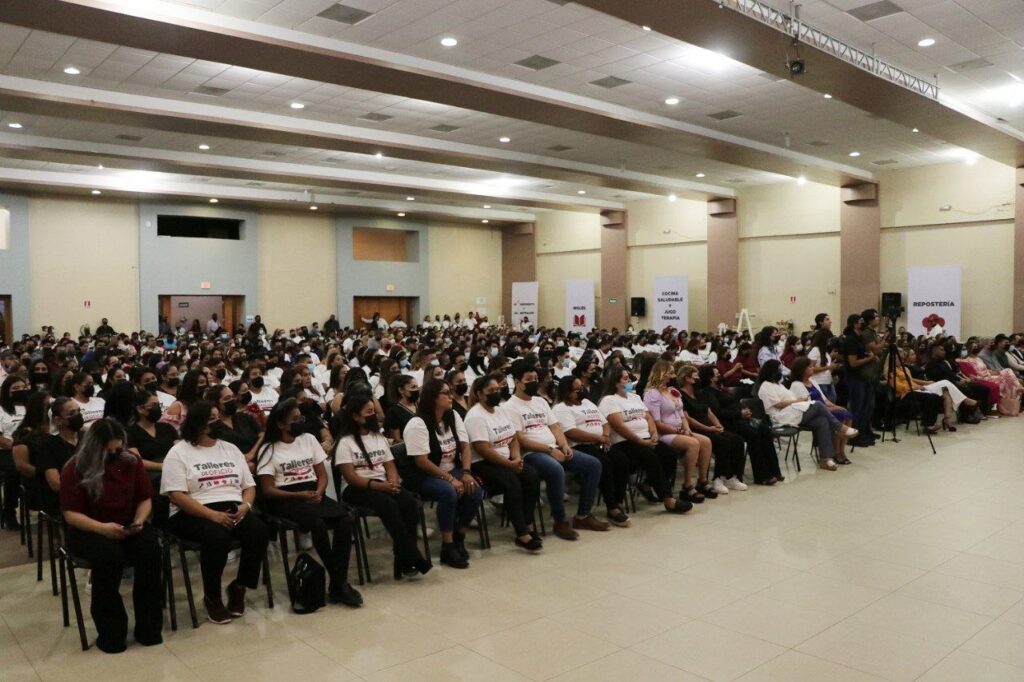 Impulsa Gobierno de Nuevo Laredo a emprendedores con talleres de oficio