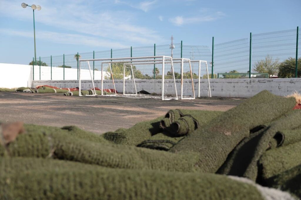 Rehabilitan canchas de fut rap de la Unidad Deportiva “Benito Juárez” en Nuevo Laredo