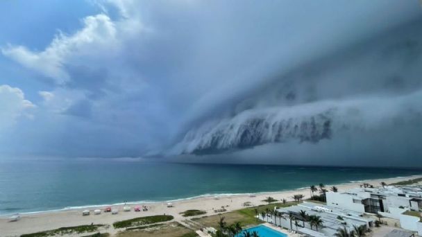 VIDEO: “Nube cinturón” cubre el cielo en Playa Miramar