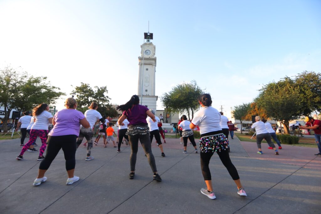 Reactivan Centro Histórico de Nuevo Laredo con actividades físicas y ritmos latinos