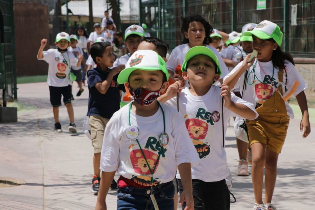 Culmina campamento de verano “Jurassic Camp” para menores en Nuevo Laredo