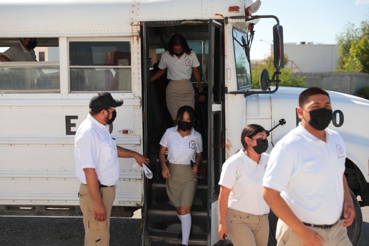 Gobierno de Nuevo Laredo garantiza transporte escolar para estudiantes