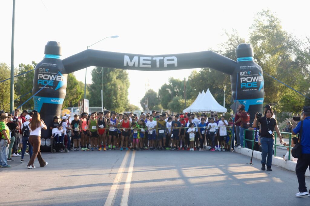 Jóvenes disfrutaron de encuentro deportivo y cultural en el Parque Viveros