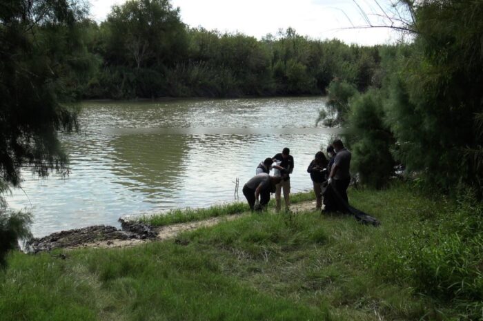 Rescatan cuerpo del río Bravo en Nuevo Laredo