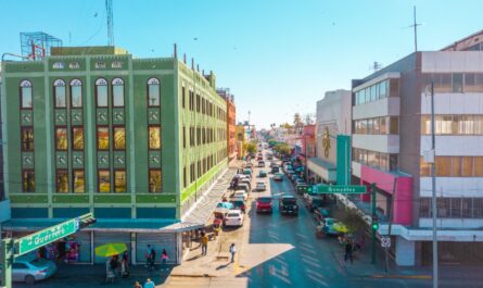 Da Gobierno Municipal mantenimiento al Centro Histórico de Nuevo Laredo