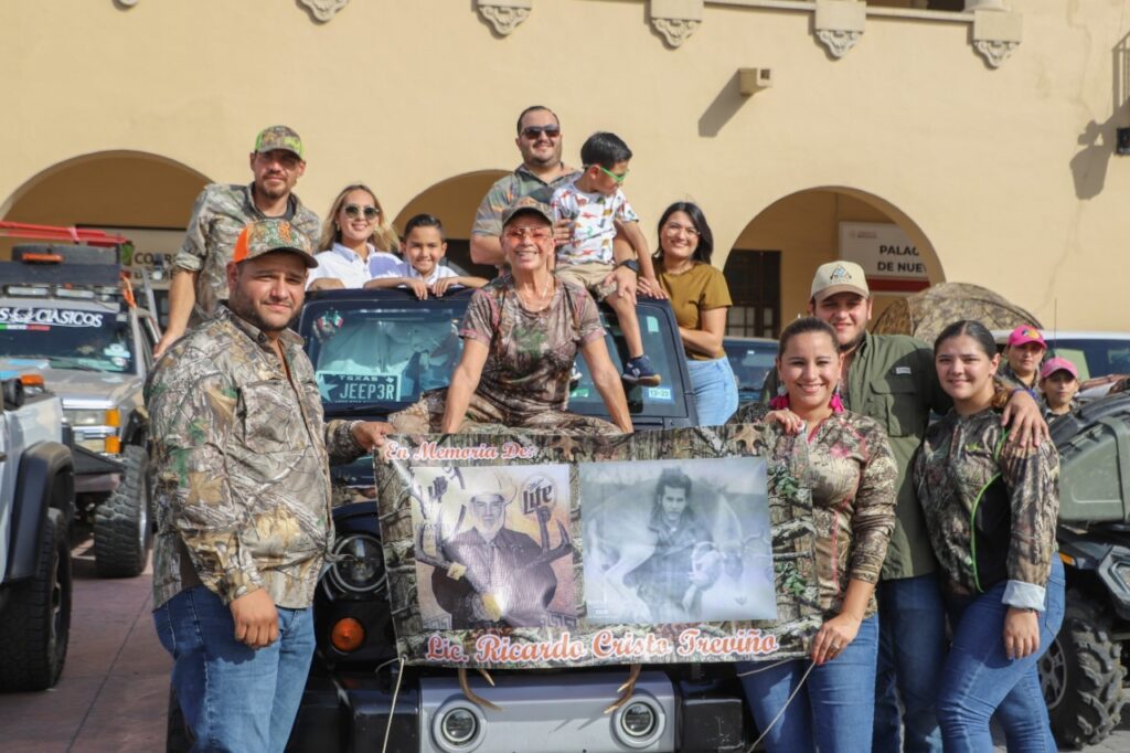 Participan cazadores en Desfile Cinegético en Nuevo Laredo