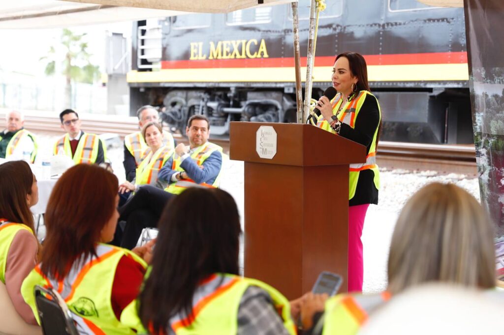 Coloca alcaldesa Carmen Lilia Canturosas primera piedra del Segundo Puente Internacional Ferroviario