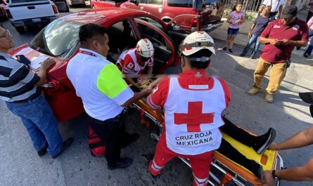 Choque múltiple deja una mujer herida en Nuevo Laredo