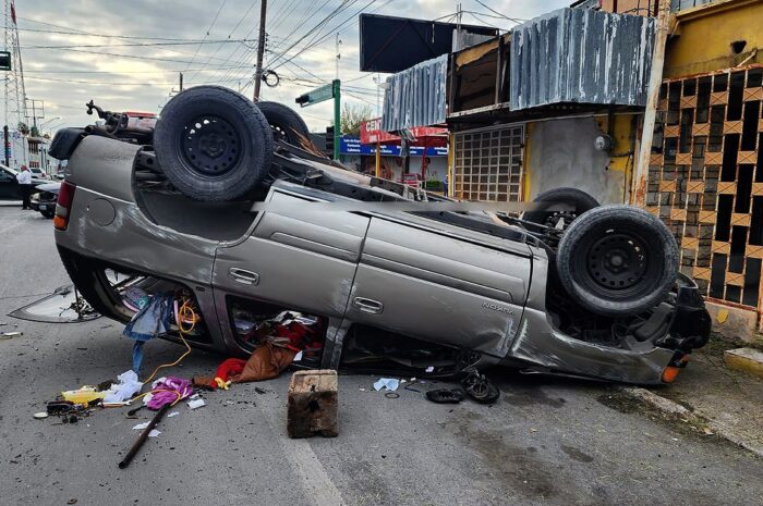 Resulta herido tras provocar choque con volcadura en Nuevo Laredo