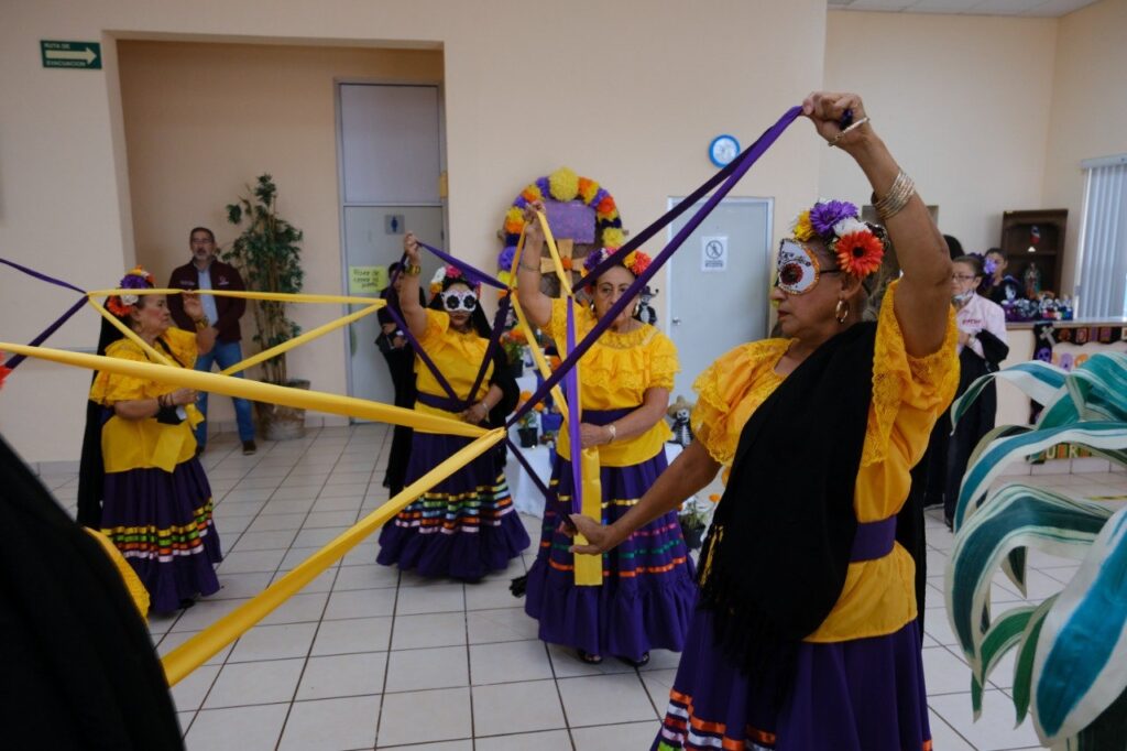 Celebran Día de Muertos en centros del DIF Nuevo Laredo