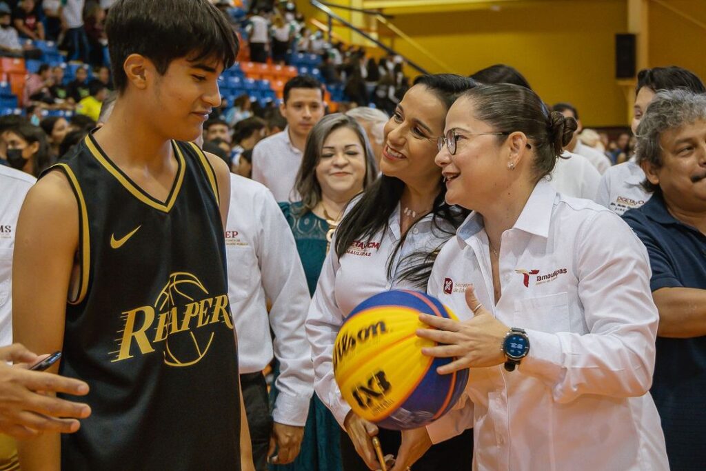 Inauguran "Encuentro de Juegos Estatales" de estudiantes de bachillerato