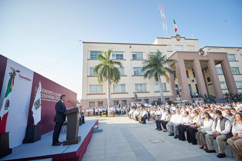 Contribución de las Fuerzas Armadas, clave para desarrollo y paz: Gobernador