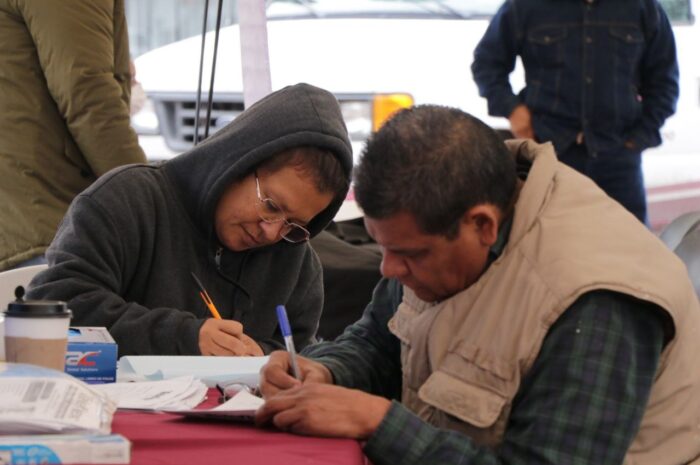 Ciudadanos encuentran opción laboral con programas municipales