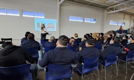 Llevan pláticas de educación vial a maquiladoras de Nuevo Laredo