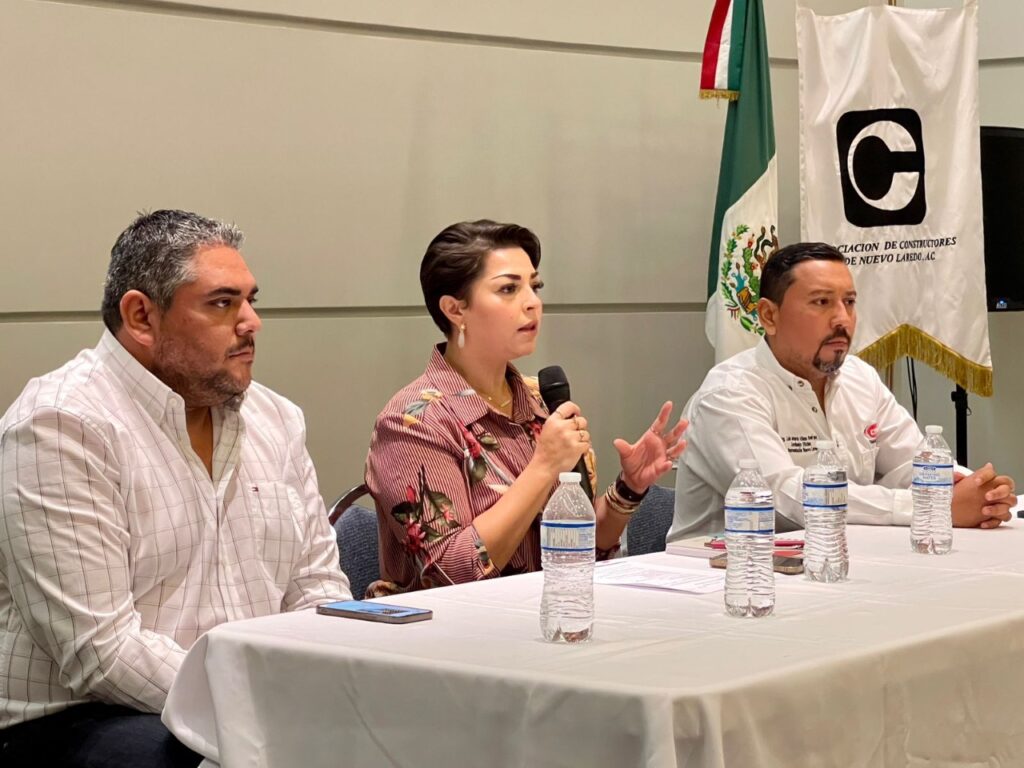 COMAPA Nuevo Laredo se reúne con asociación de constructores de Nuevo Laredo