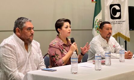 COMAPA Nuevo Laredo se reúne con asociación de constructores de Nuevo Laredo