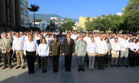 Contribución de las Fuerzas Armadas, clave para desarrollo y paz: Gobernador