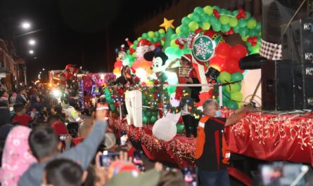 Prepara Gobierno de Nuevo Laredo Desfile Navideño 2022