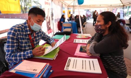 Responden neolaredenses a programa municipal “Empleo en tu Colonia”