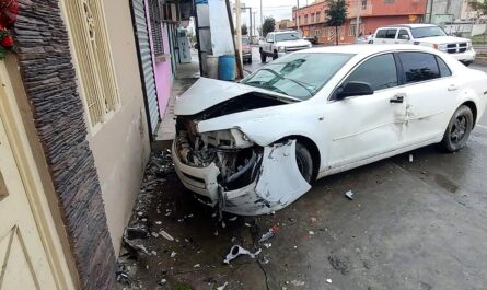 Dos heridos tras encontronazo en Nuevo Laredo