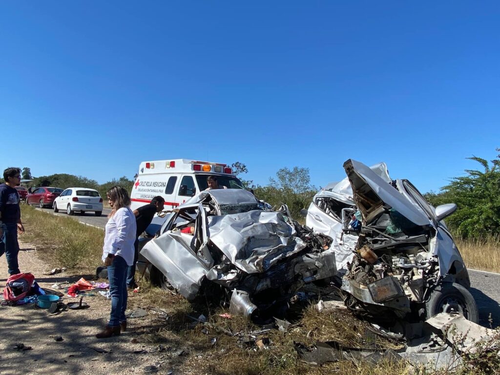 5 muertos tras choque en la carretera Aldama y Estación Manuel