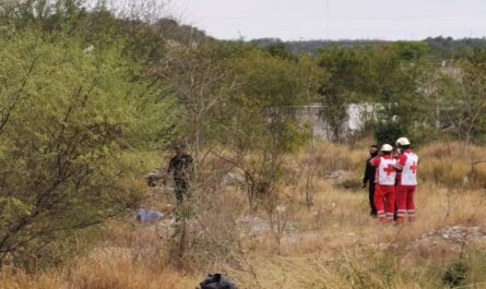 Hombre es asesinado por sus ‘amigos’ en Ciudad Victoria; dejaron su cuerpo entre el monte