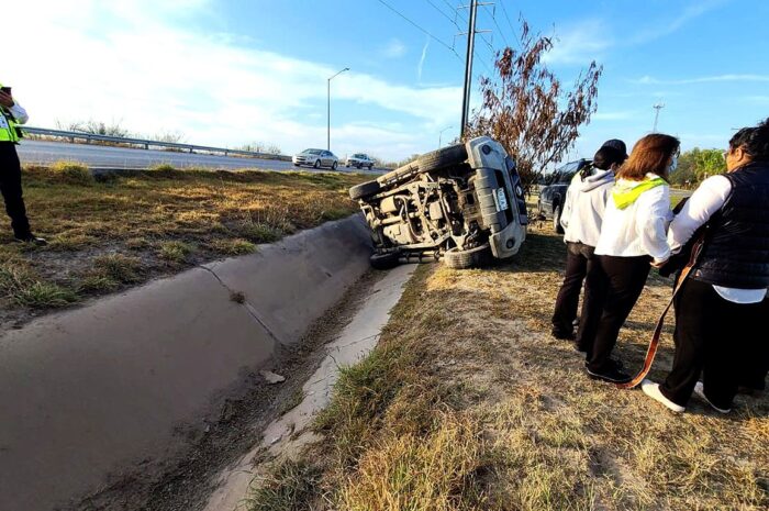 Maestra sobrevive a accidente en calles de Nuevo Laredo