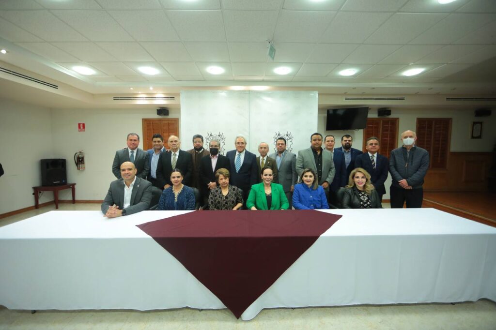 Firman convenio de colaboración Gobierno Municipal y Colegio de Notarios de Nuevo Laredo