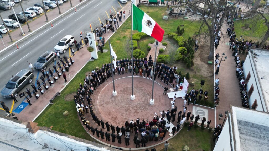 Refrendan Américo Villarreal y Carmen Lilia Canturosas compromiso de trabajar por el bienestar de Nuevo Laredo