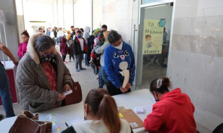 Acerca Nuevo Laredo jornada de vacunación contra COVID al poniente de la ciudad