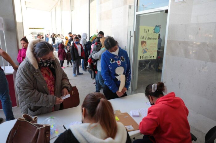 Acerca Nuevo Laredo jornada de vacunación contra COVID al poniente de la ciudad