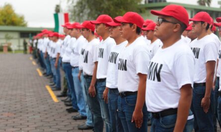 Invita SEDENA a jóvenes neolaredenses a cumplir con obligaciones militares