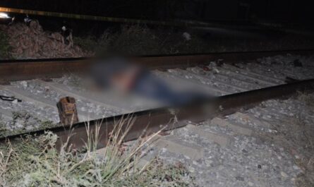 Lo hallan sin vida y con signos de violencia en las vías del tren en Ciudad Victoria