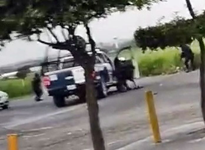 Detienen a mujer en Reynosa con 41 armas ilegales