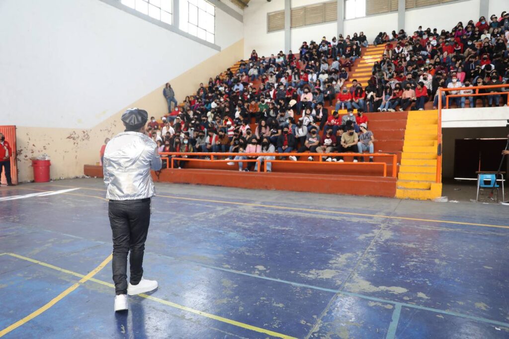 IMJUVE ofrece pláticas motivacionales a jóvenes de secundaria